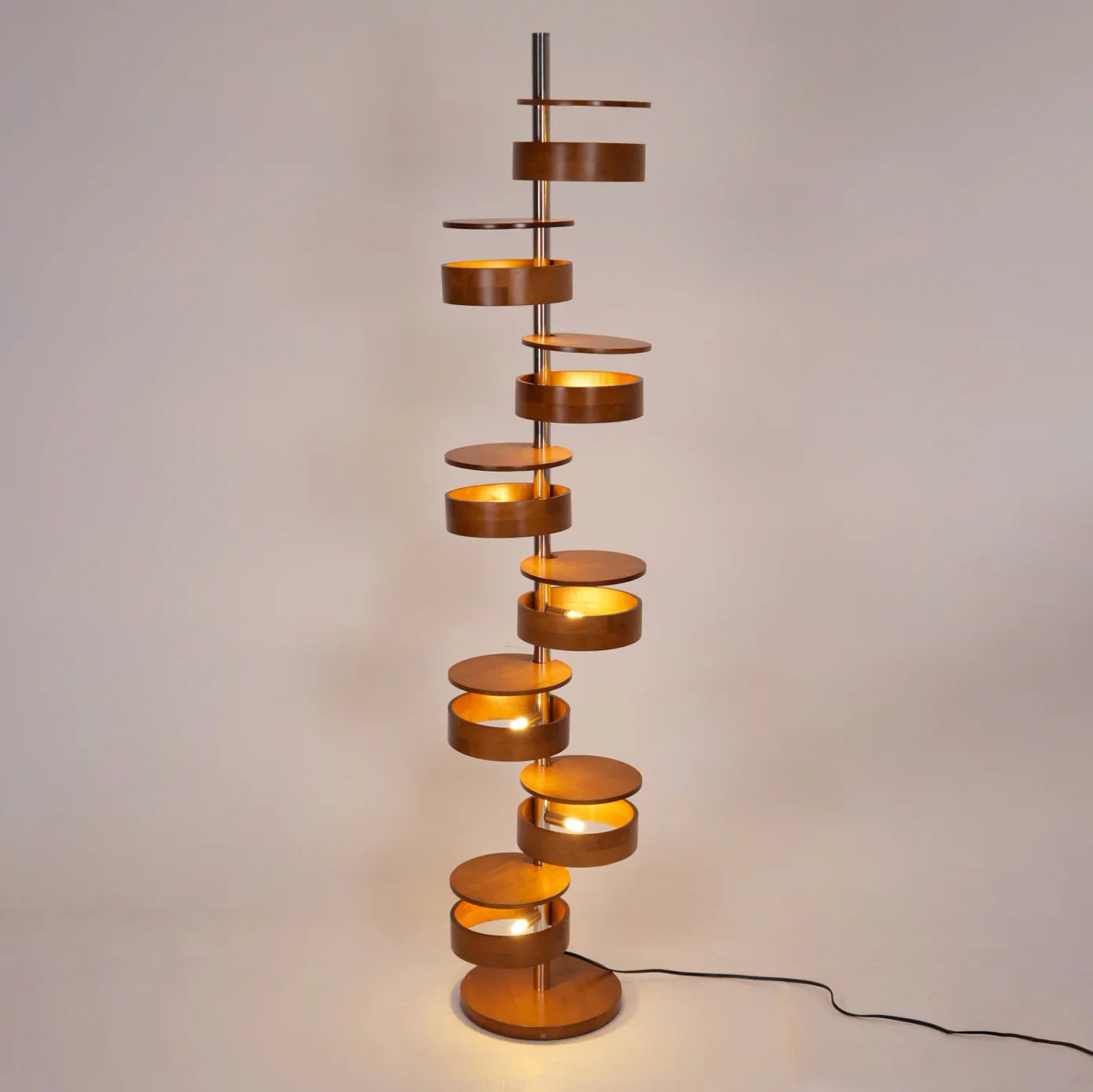 Cylindrical Flow Floor Lamp