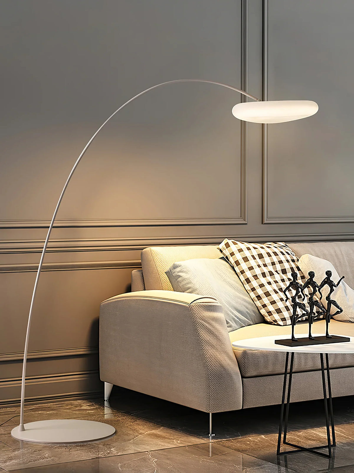 Mr Magoo Floor Lamp – Modern Minimalist Tall Standing Lamp for Living Room, Black & White