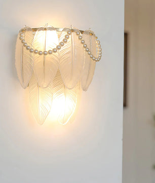 Feather Pearl Wall Lamp