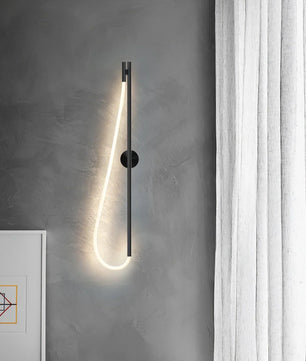 Leto Wall Lamp