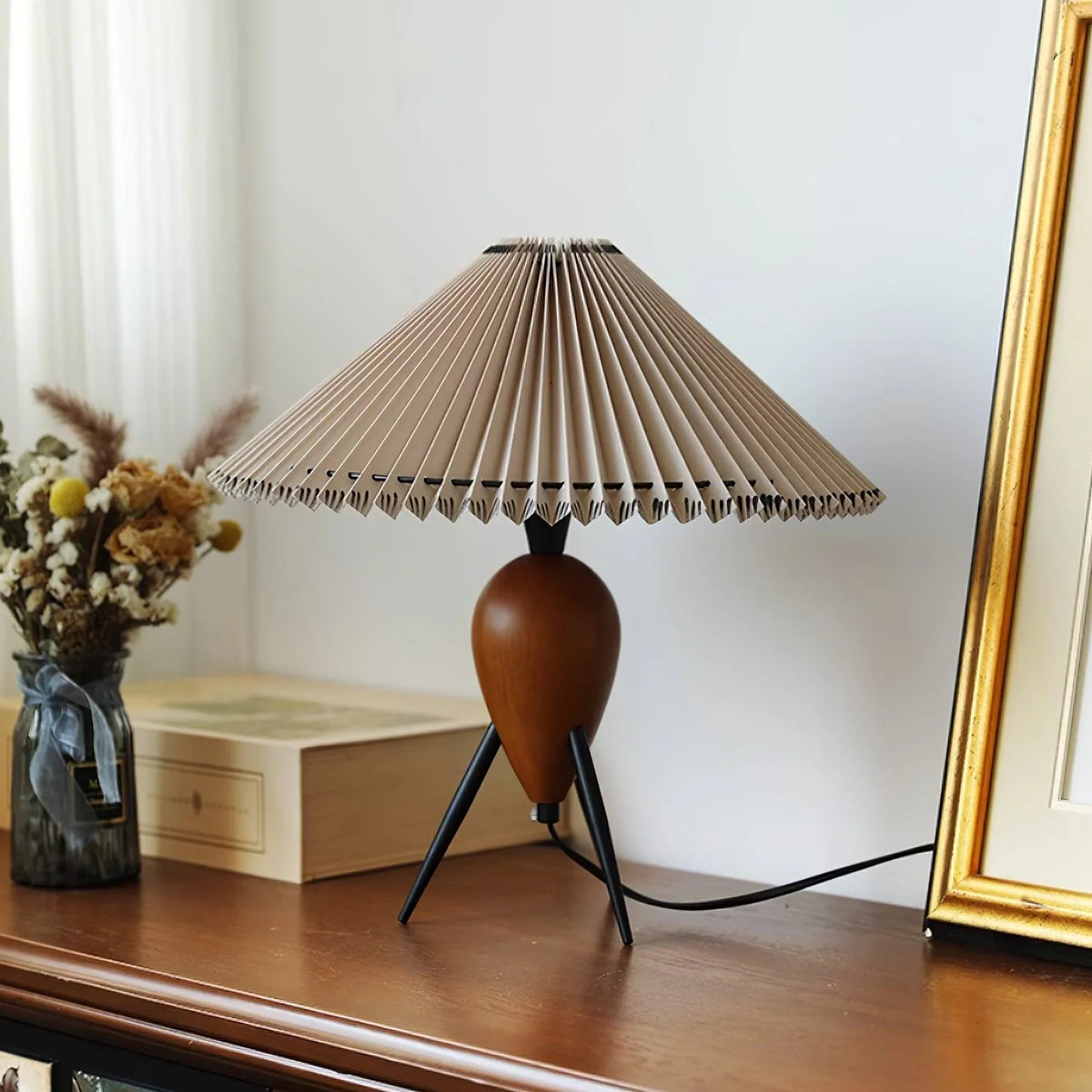 Makie Table Lamp