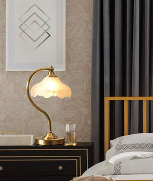 Magnolya Flower Table Lamp