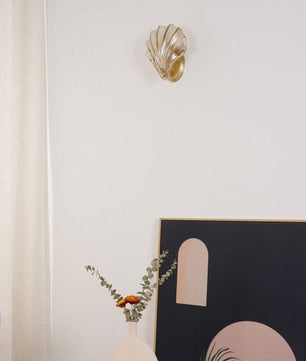 Shell Wall Light
