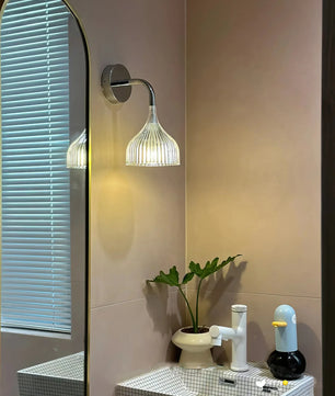 E Wall Lamp