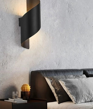 Helix Wall Lamp