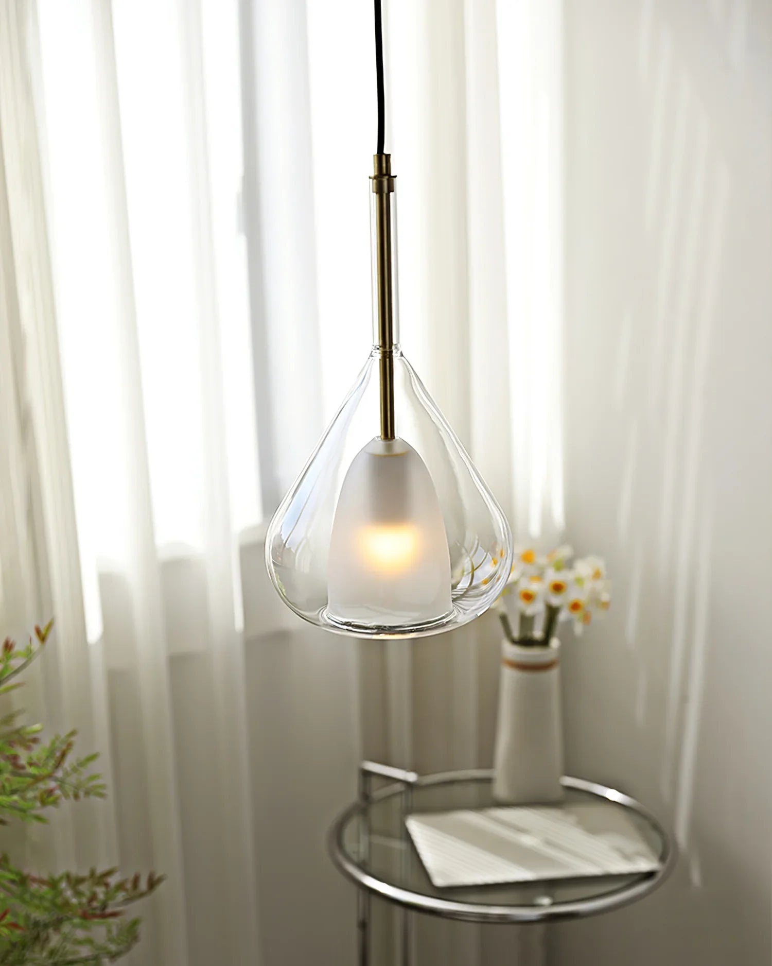 Lila Pendant Lamp