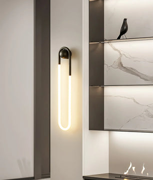 Rudi Loop Wall Lamp