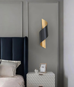 Helix Wall Lamp