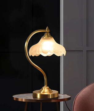 Magnolya Flower Table Lamp