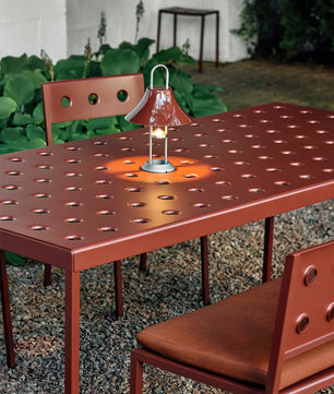 Mousqueton Outdoor Built-in Battery Table Lamp
