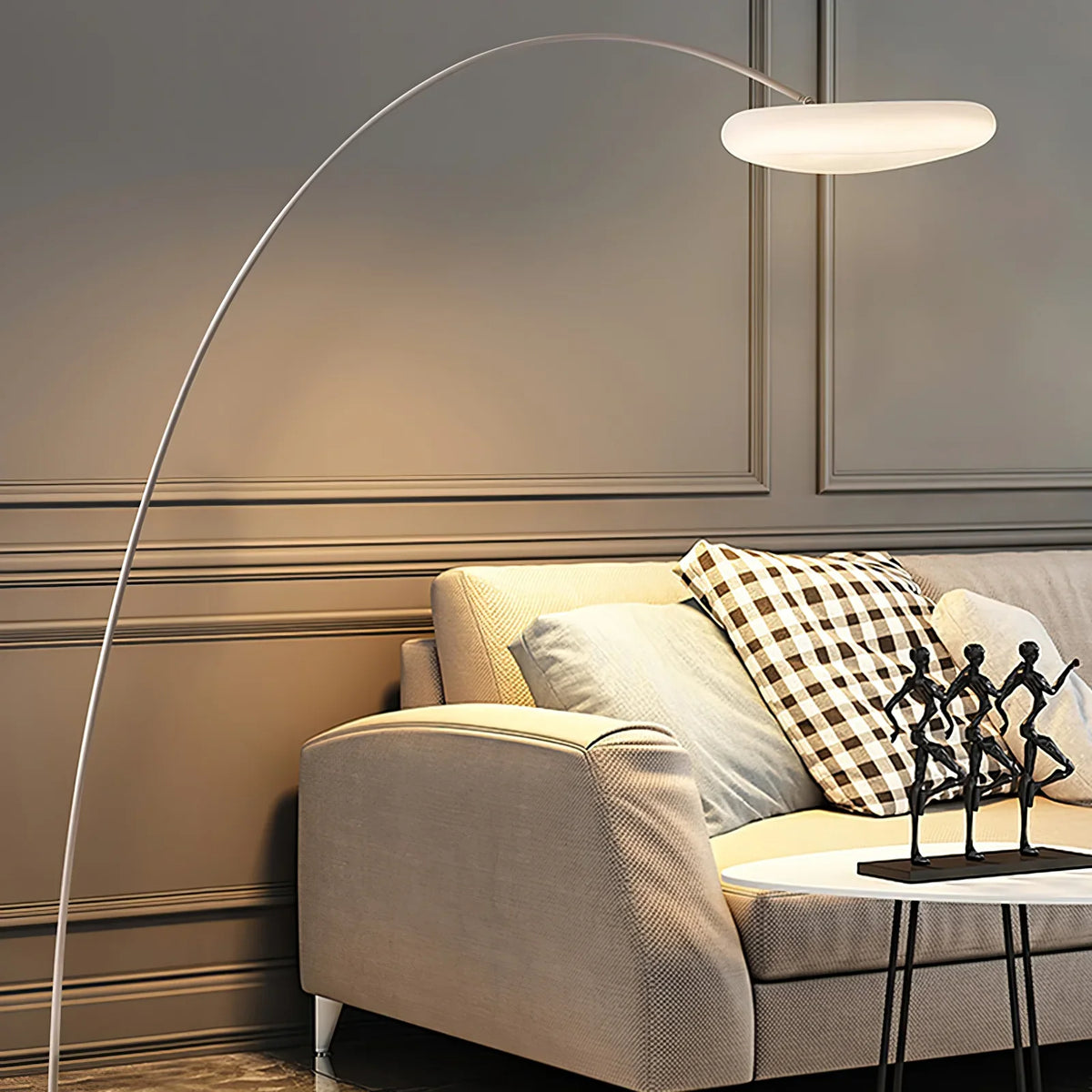Mr Magoo Floor Lamp – Modern Minimalist Tall Standing Lamp for Living Room, Black & White