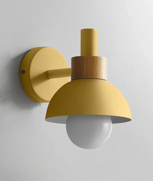 Fanta Wall Lamp