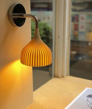 E Wall Lamp