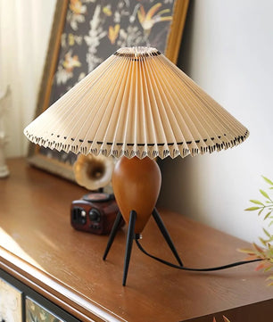 Makie Table Lamp