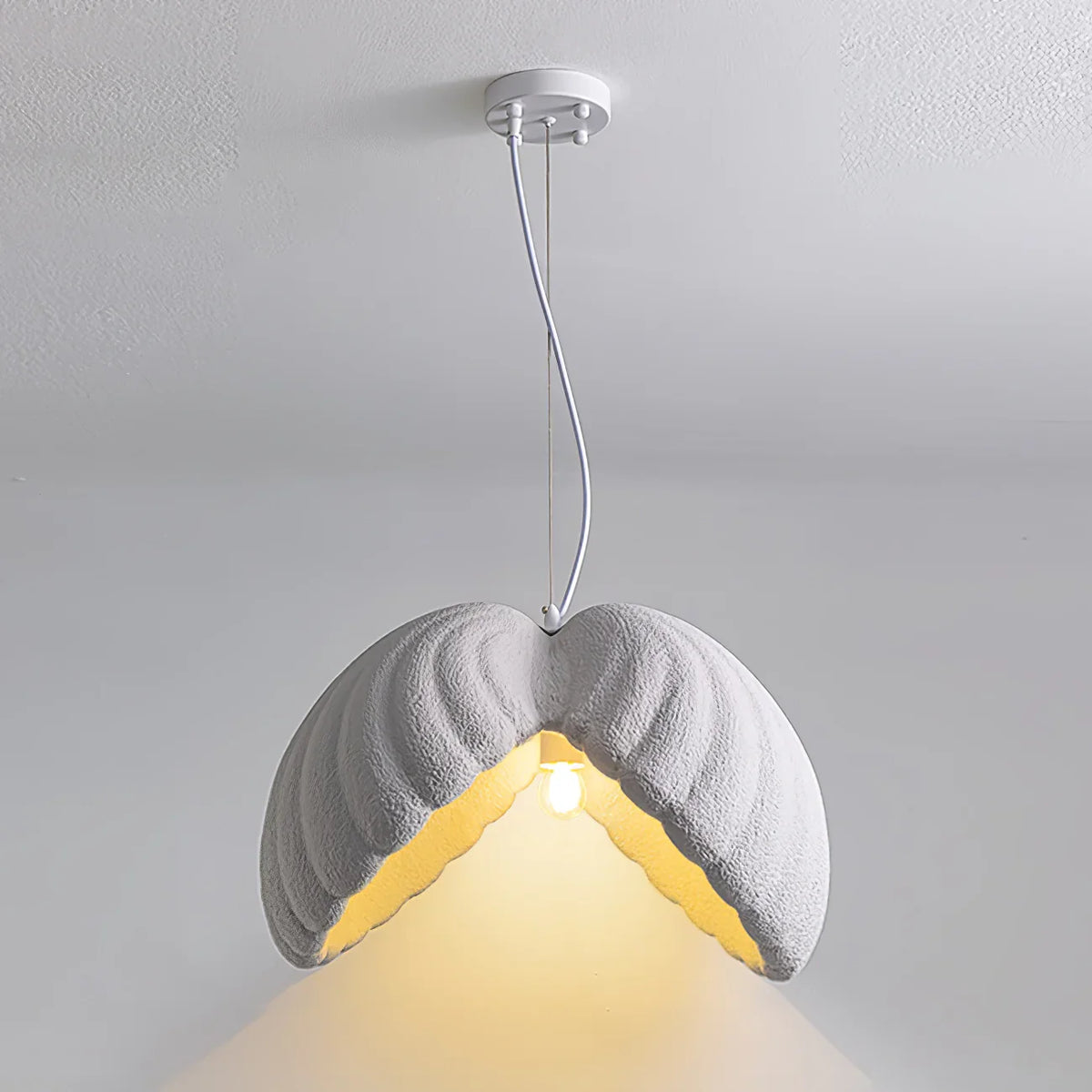 Wabi Sabi Resin Pendant Lamp