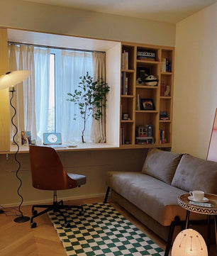 Wiggly Pleated Floor Lamp
