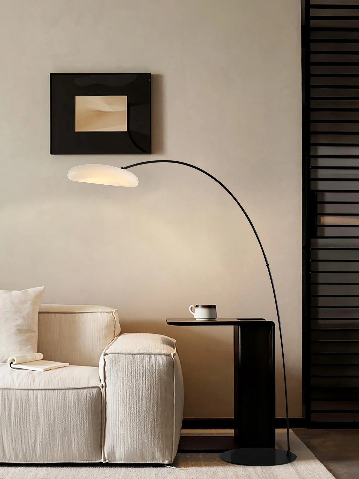 Mr Magoo Floor Lamp – Modern Minimalist Tall Standing Lamp for Living Room, Black & White