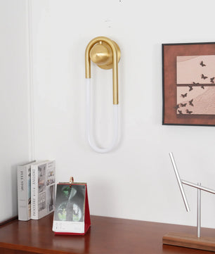 Rudi Loop Wall Lamp