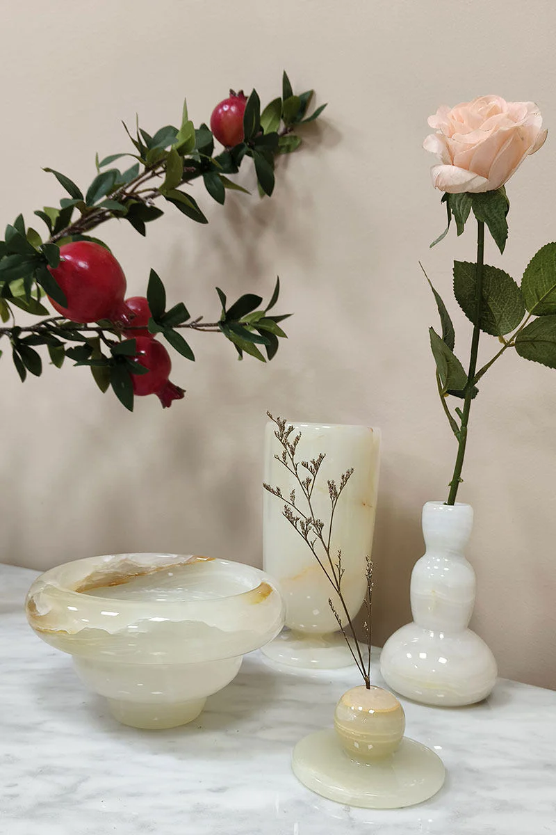 Hetian Nephrite Petit Vessel