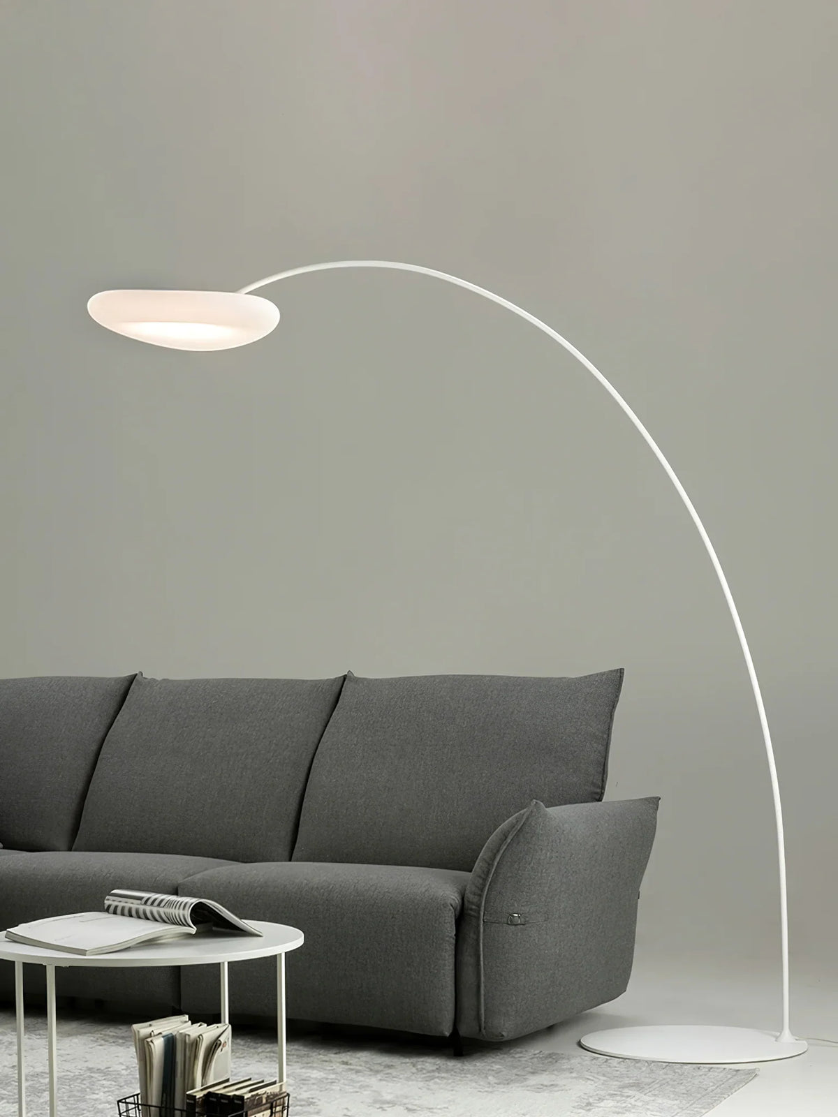 Mr Magoo Floor Lamp – Modern Minimalist Tall Standing Lamp for Living Room, Black & White
