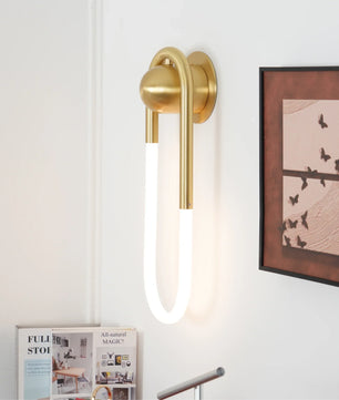 Rudi Loop Wall Lamp