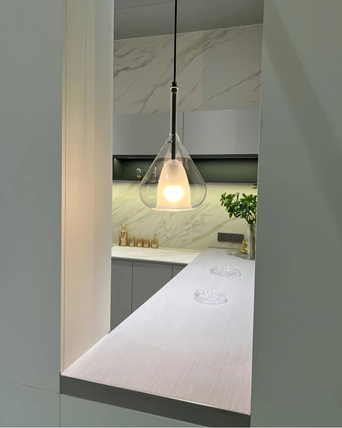 Lila Pendant Lamp