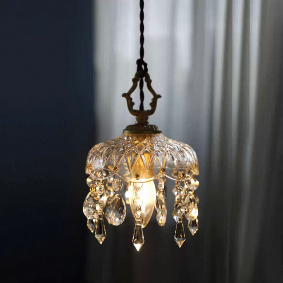French crystal pendant lamp