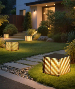 Dojo Lantern Outdoor Lamp With Solar Panel
