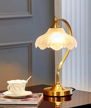 Magnolya Flower Table Lamp