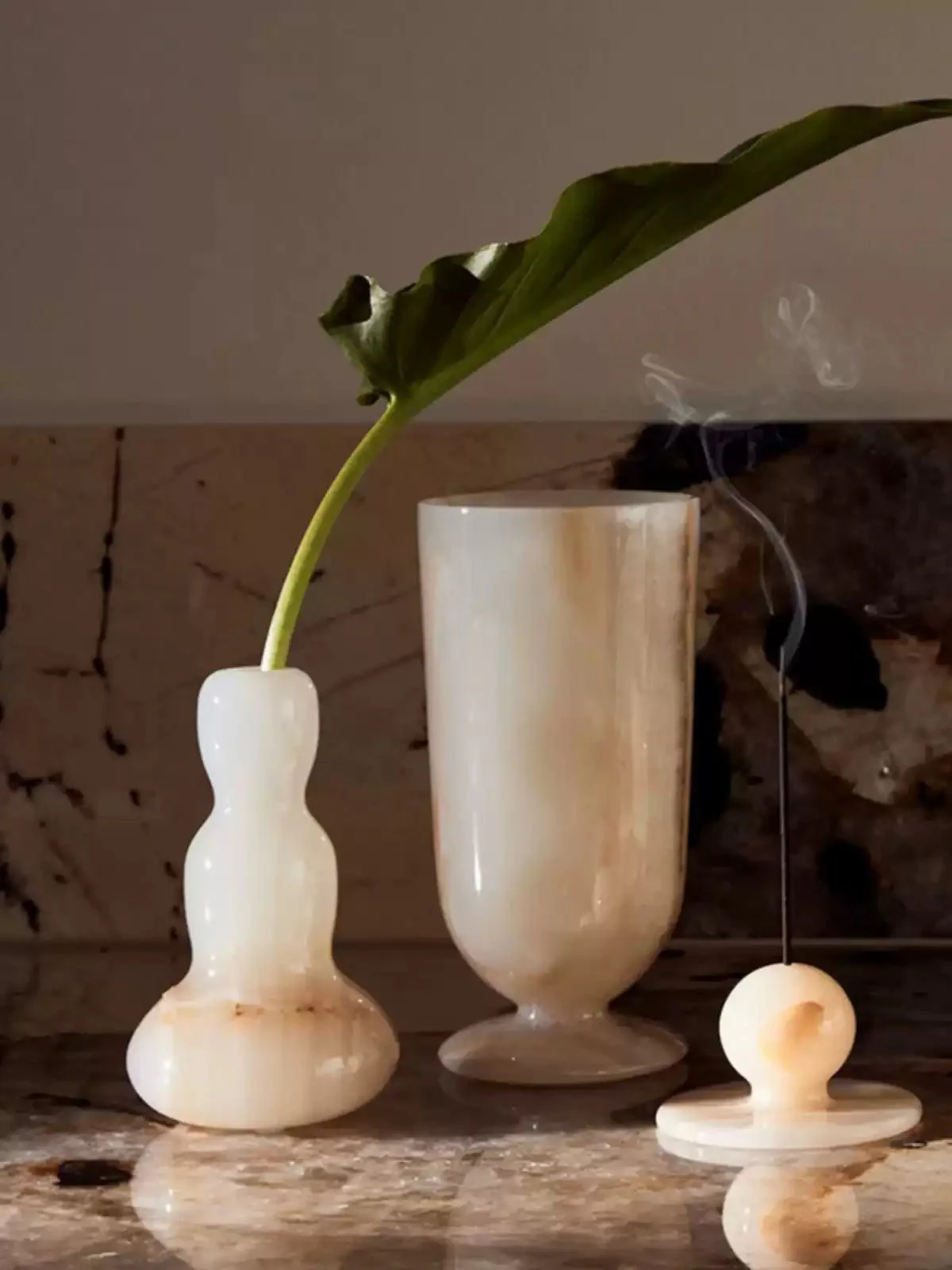 Hetian Nephrite Petit Vessel