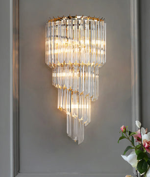 Amici Wall Lamp