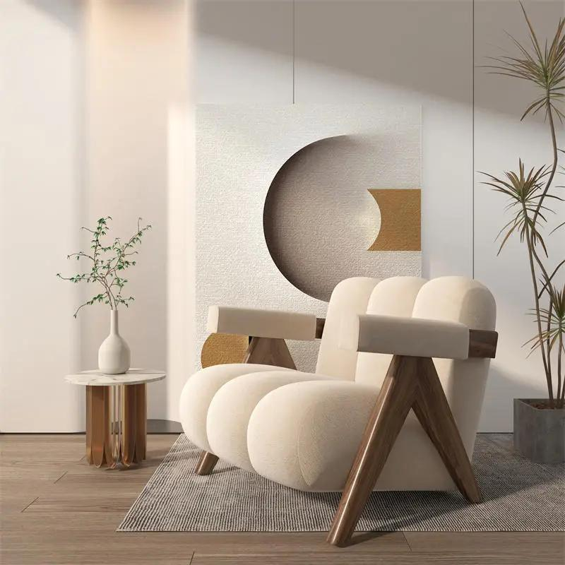 Minimalist Lounge Chair