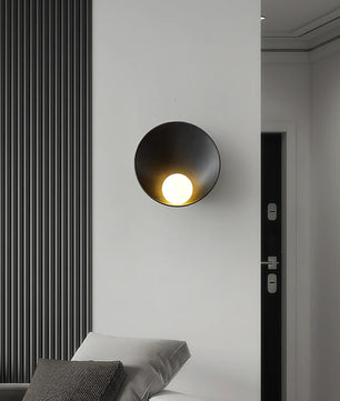 Musa Wall Lamp