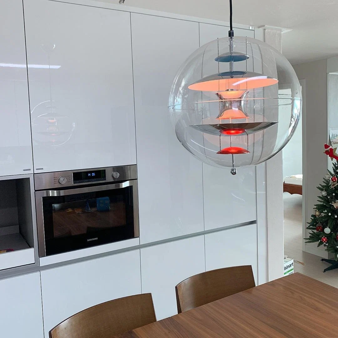 VP Globe Pendant Light