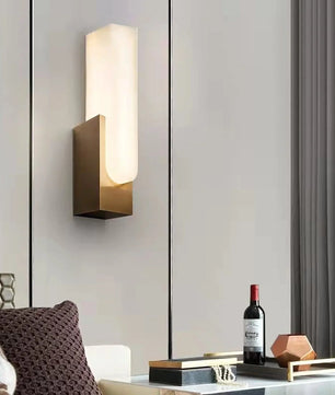 Agatha Wall Lamp