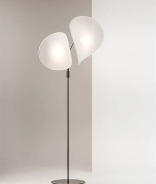 Manta Floor Lamp