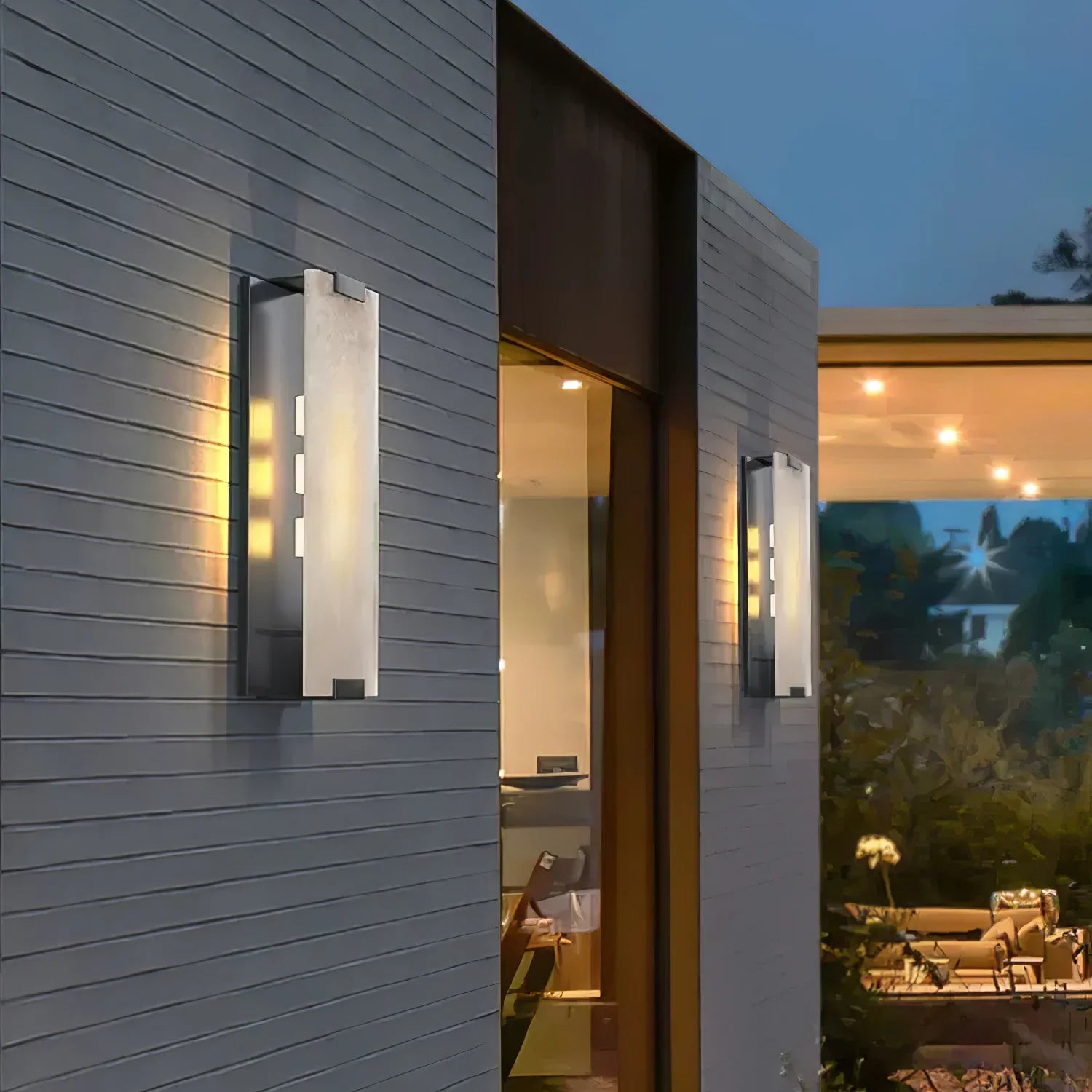 Roux Wall Lamp