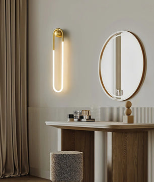 Rudi Loop Wall Lamp