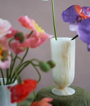Hetian Nephrite Petit Vessel