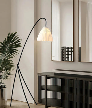 Rieort Tripod Floor Lamp