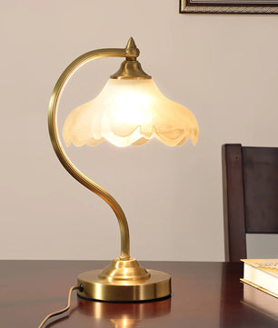 Magnolya Flower Table Lamp