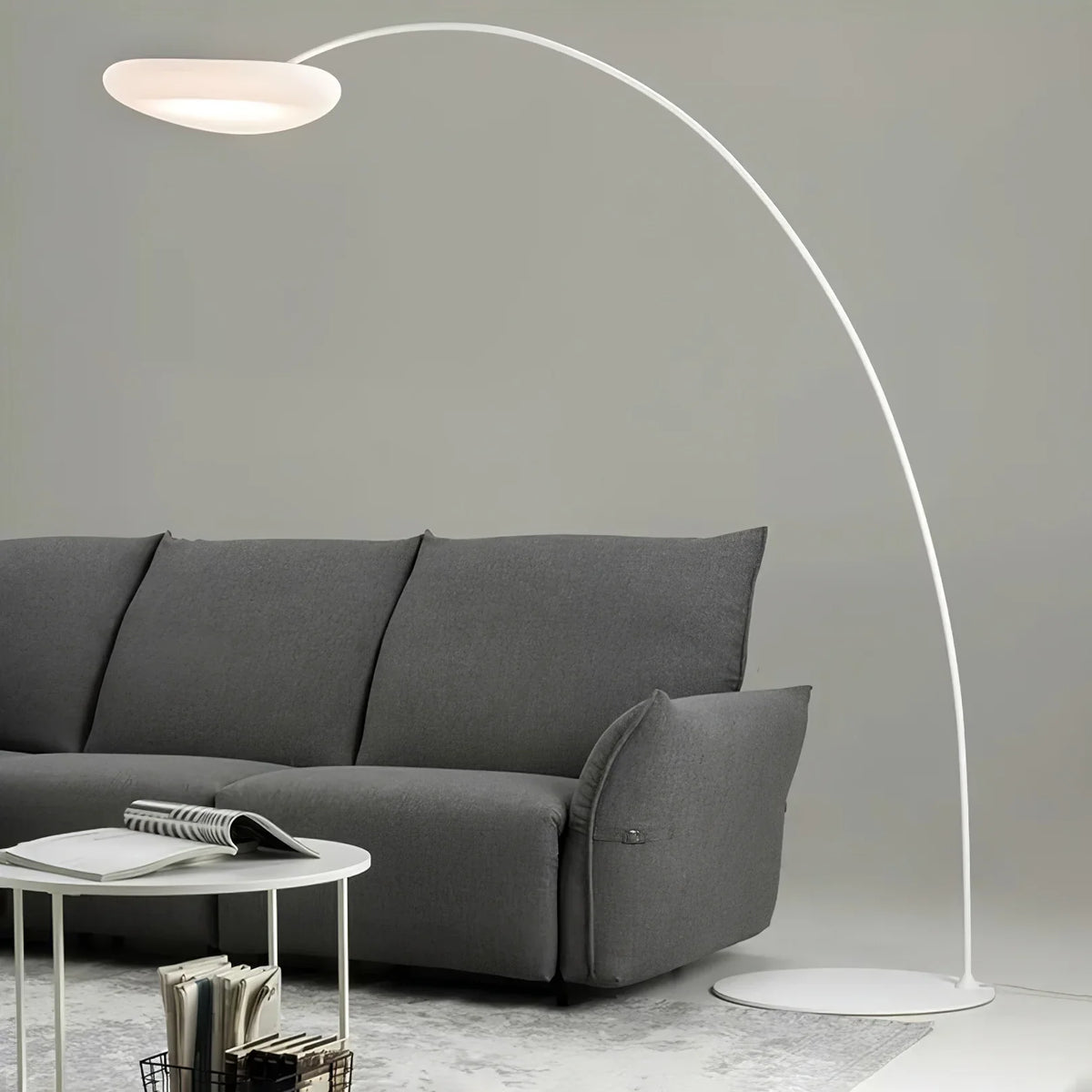Mr Magoo Floor Lamp – Modern Minimalist Tall Standing Lamp for Living Room, Black & White