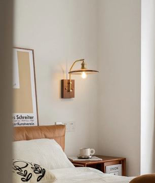 Runia Wall Lamp