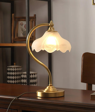 Magnolya Flower Table Lamp