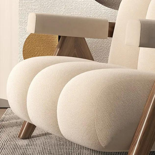 Minimalist Lounge Chair