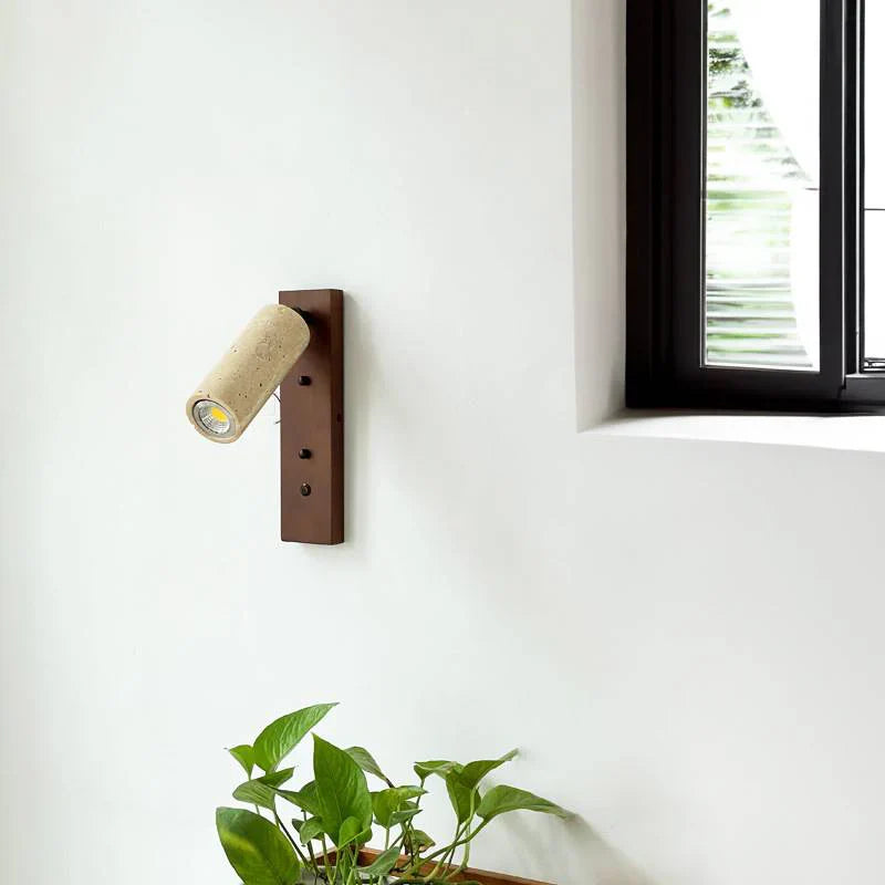 Ouglres Wall Lamp