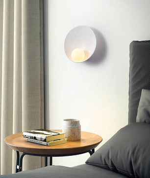 Musa Wall Lamp