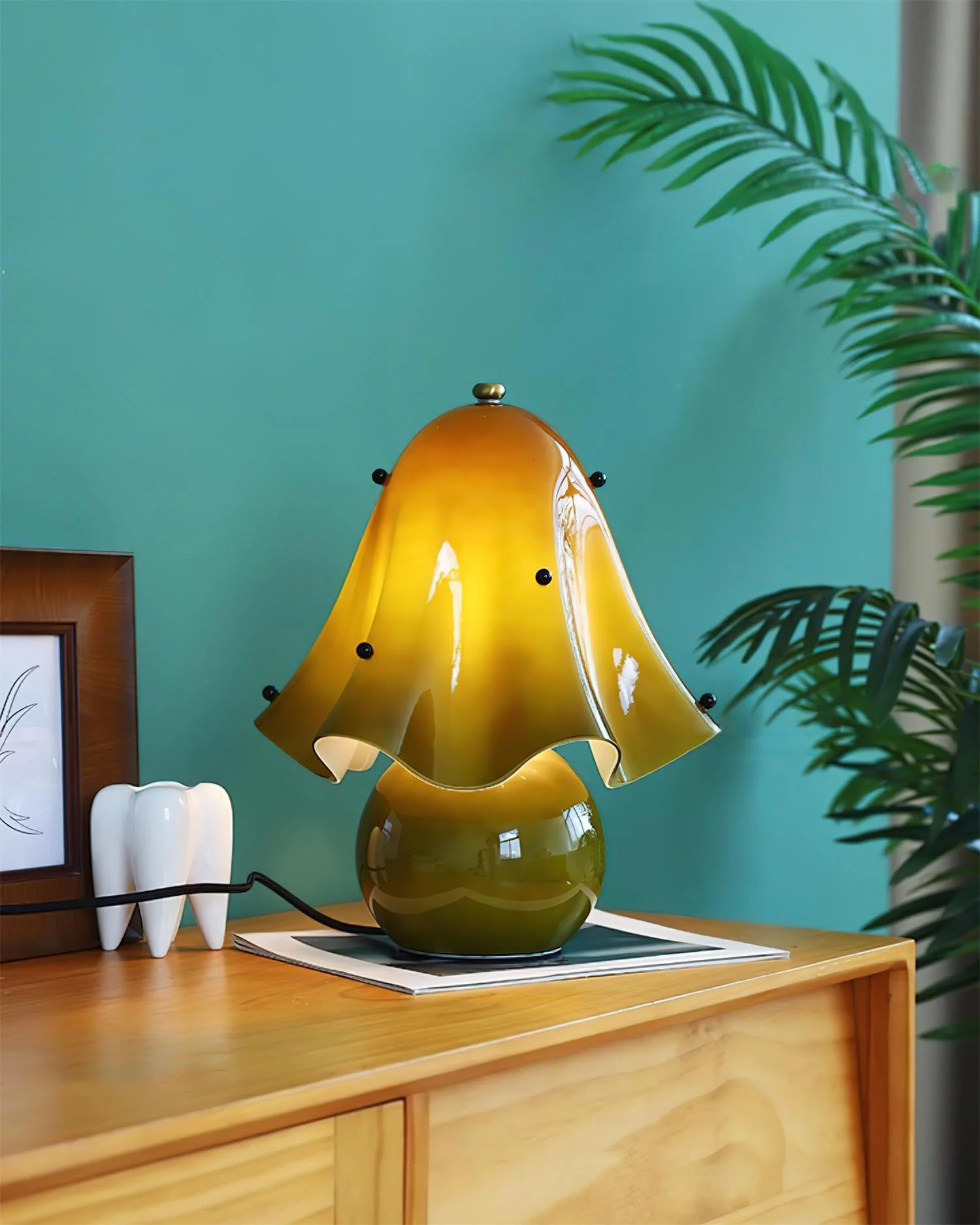 Vera Table Light