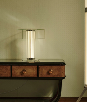 Super Wire Glass Table Lamp