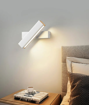 Clasp Wall Lamp